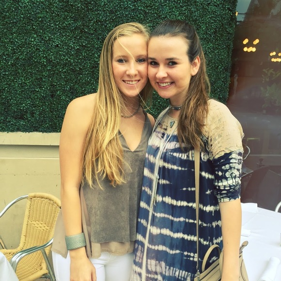 Meet your Posher, Catie - Picture 1 of 1