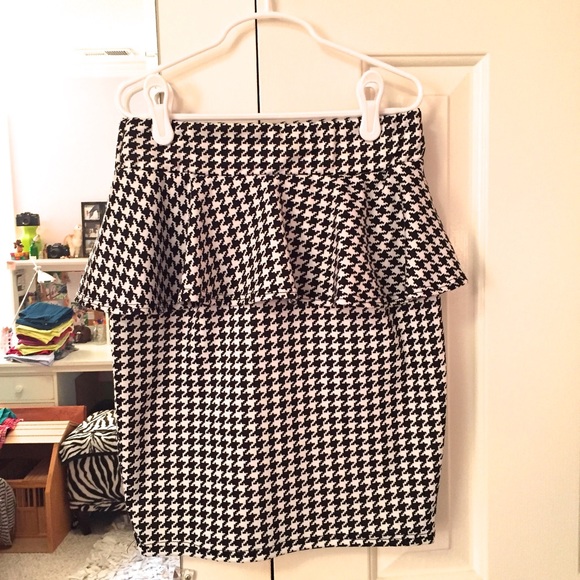 Black and white herringbone skirt