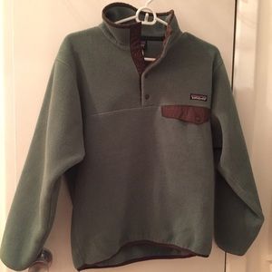 Patagonia Men's Green Pullover Sz XS
