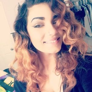 Meet your Posher, Jasmine