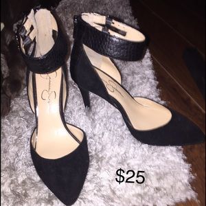 WORN ONCE JESSICA SIMPSON HEELS