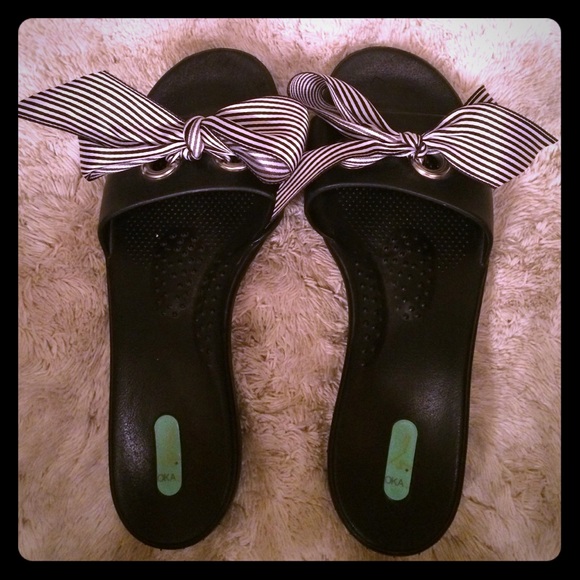 Okabashi sandals flip flops