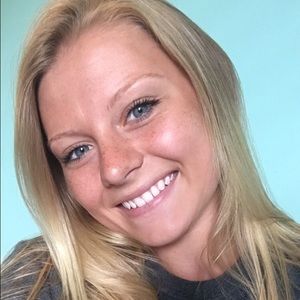 Meet your Posher, Marissa