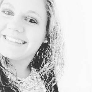 Meet your Posher, Brandi