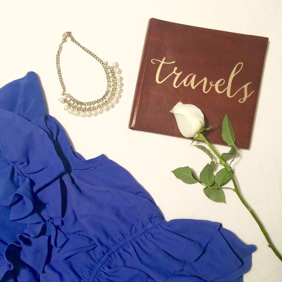 ⋅⊱Sweet Royal Blue Blouse ⊰⋅ - Picture 1 of 2