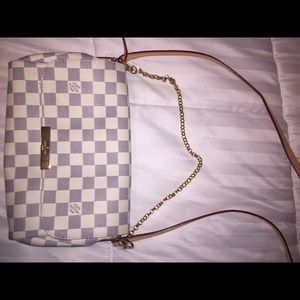 Louis Vuitton Favorite MM