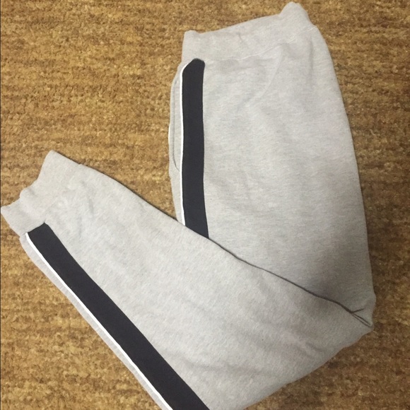 Men athletic pants
