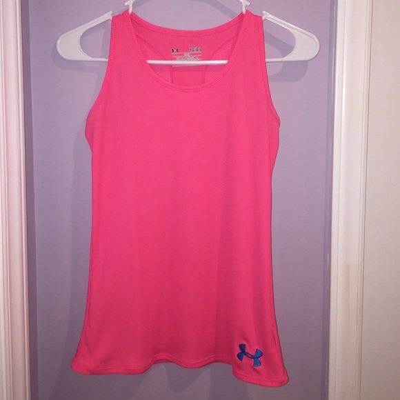 fitted under armour, heat gear tank top!