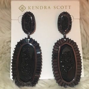 Kendra Scott Kaki Baguette Earrings in Black Druzy