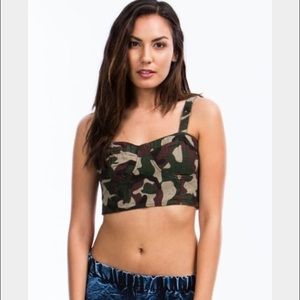Camo Bustier!💚
