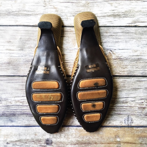 NFS ๐ซ Go Max Beaded Slip On Sandals โจ - Picture 3 of 4