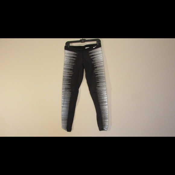 nike glow leggings