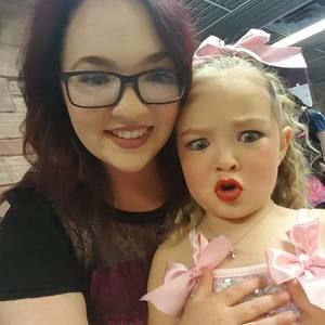 Meet your Posher, Amanda