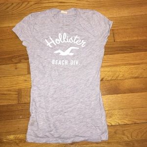 Hollister shirt ✨ Size XS