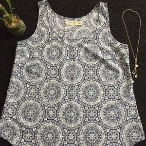 Sleeveless top. NWOT