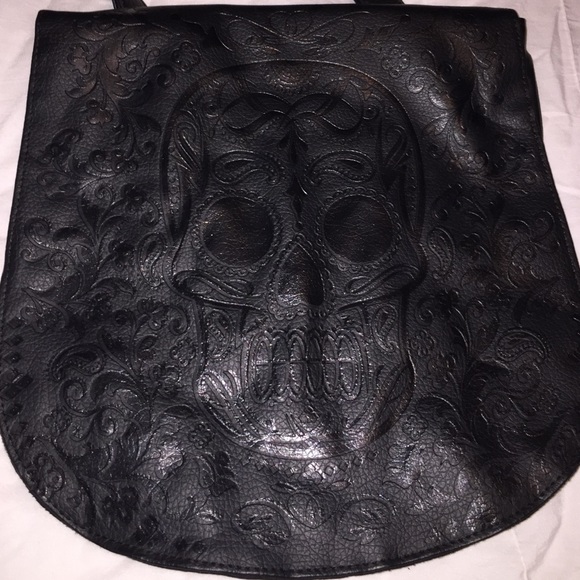 Loungefly Skull Long Strap Bag