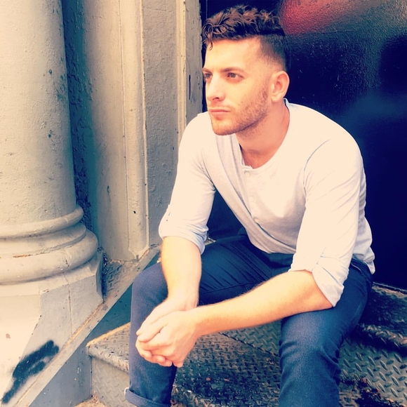 Meet your Posher, Chris