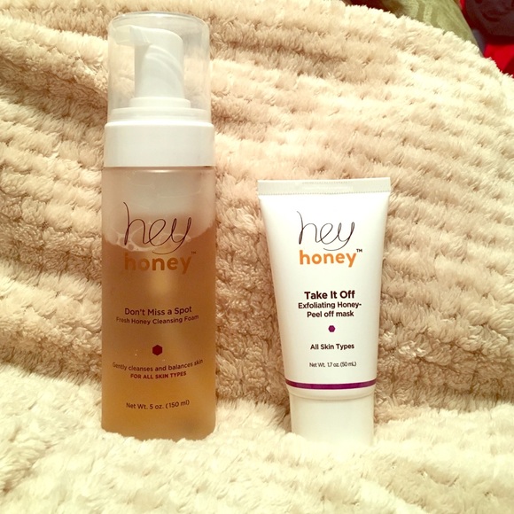 Hey Honey cleansing foam and exfoliating mask