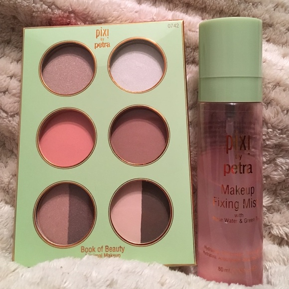 Pixie by Petra face palette