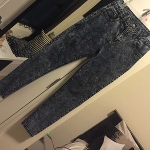 High waisted skinny jeans