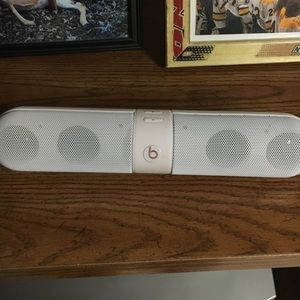 beats pill +