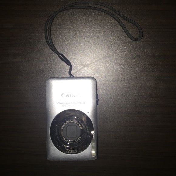 Canon power shot sd1300 is digital Elph camera