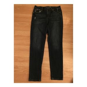 High waisted dark washed jeans