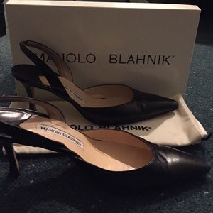 Manolo Blahnik Carolyne slingback