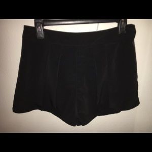 Forever 21 Pleated Dress Shorts. Black.