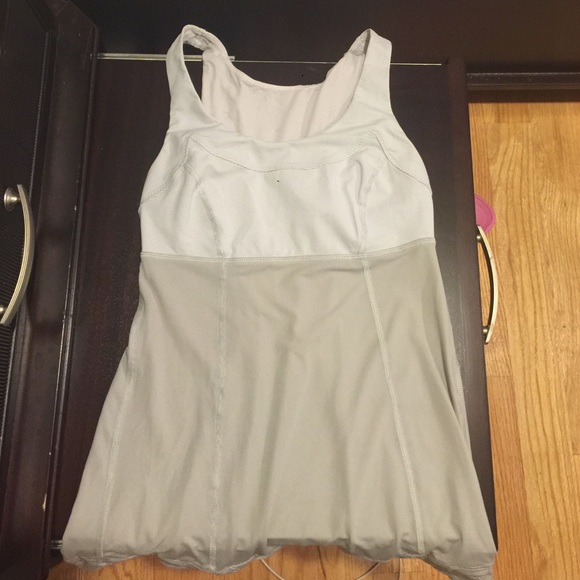 Lululemon size 4 work out tank top