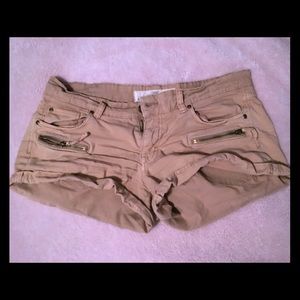 Adventure shorts