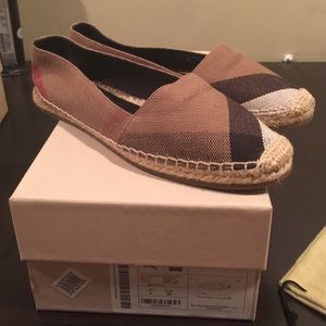 Burberry espadrille flats