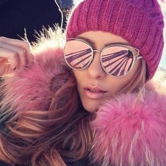 Brooklyn Sunglasses NWT✨ - Picture 3 of 3