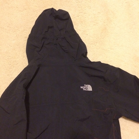 ❌SOLD ON MERC❌Black & Red North Face Jacket - Picture 3 of 3