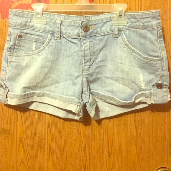 jean shorts.