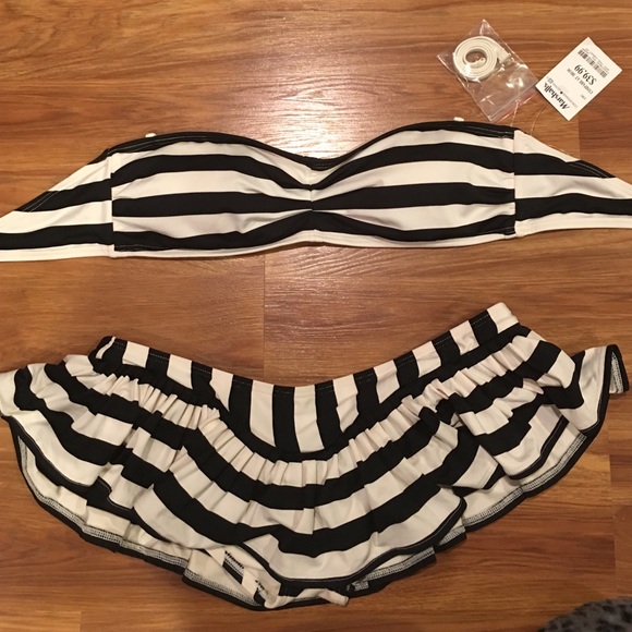 2 piece "Juicy Couture" swimsuit