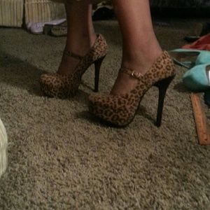 Cheetahs print heels