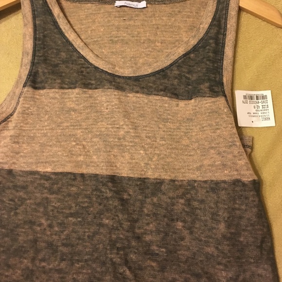 Italian designer. Top is made in Italy by Hanui - Picture 3 of 4