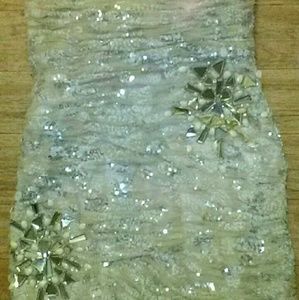 Tony Bowls Sleeveless cocktail dress