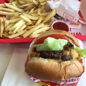 Meet your Posher, Evey