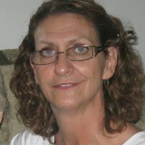 Meet your Posher, Connie