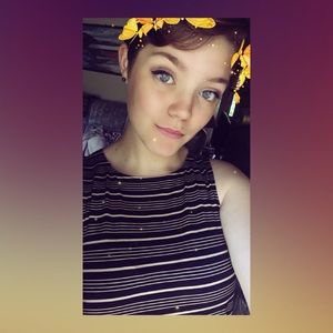 Meet your Posher, Chloe