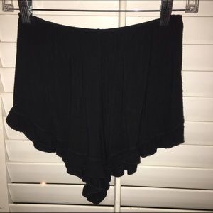 Black Brandy Melville Vodi shorts