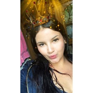 Meet your Posher, Melissa