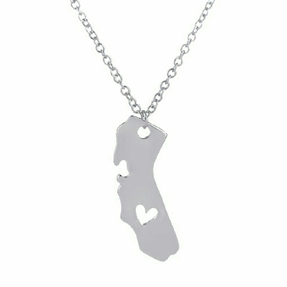 ❤️4 for $20 Sale❤️Heart califorina necklace - Picture 4 of 4