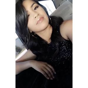 Meet your Posher, Vanessa