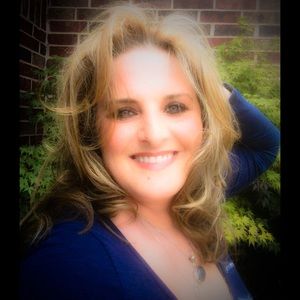 Meet your Posher, Tana