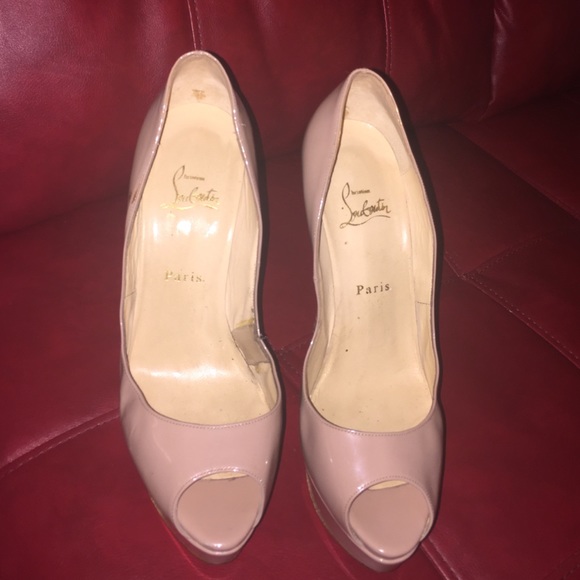100% authentic Christian Louboutin nude