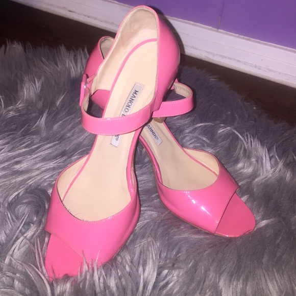 Pink Manolo Blahnik heels - Picture 1 of 6