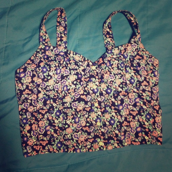 Flowery crop top